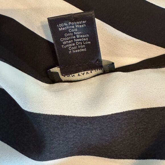 Timeless! Ann Taylor Petite black & white striped top! - Picture 8 of 8
